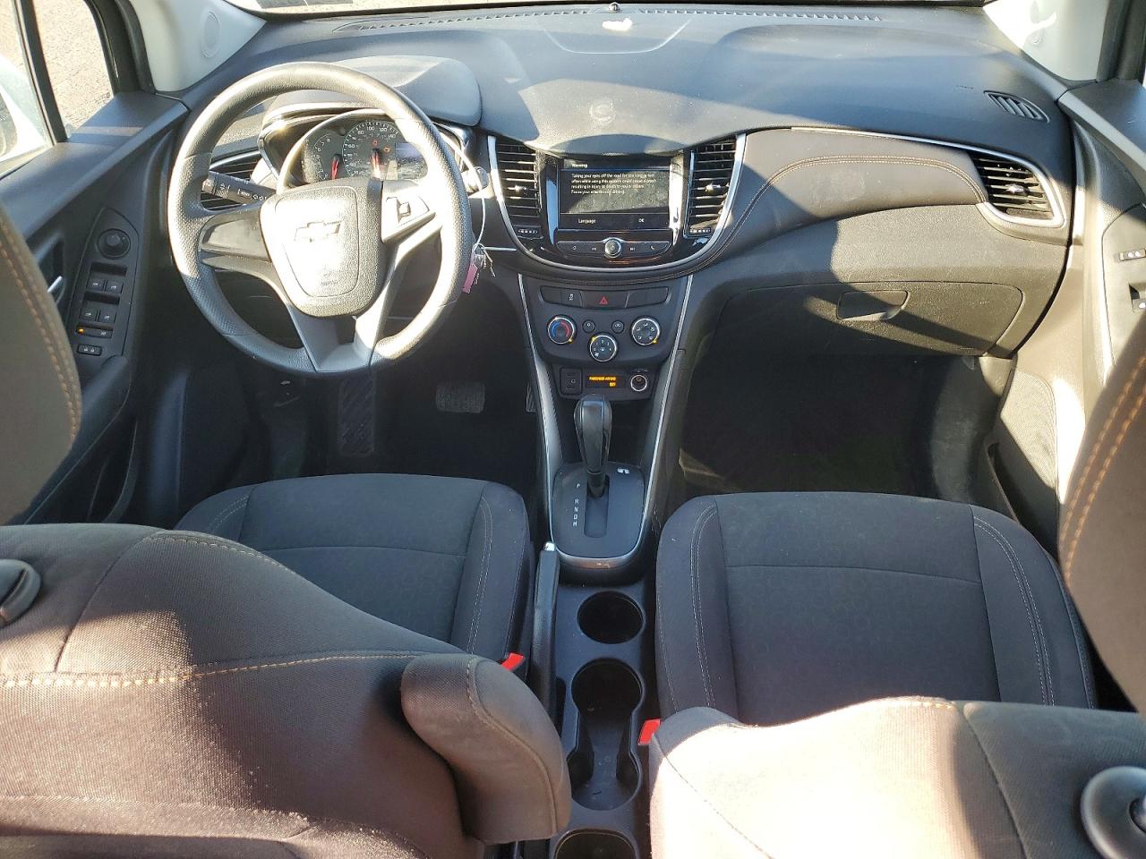 2018 CHEVROLET TRAX LS photo 8