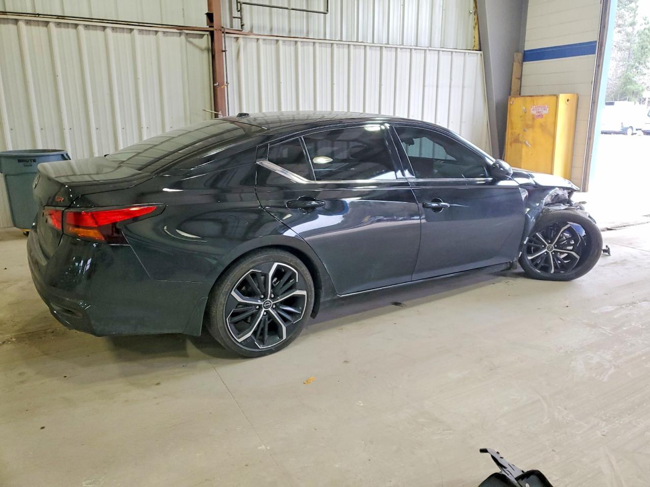 2024 NISSAN ALTIMA SR photo 3