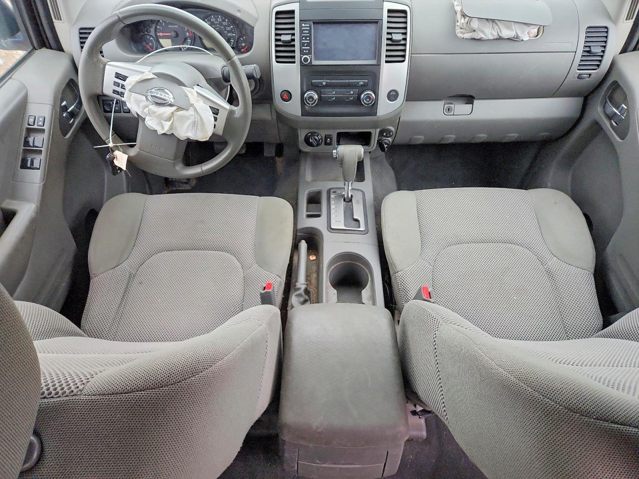 2019 NISSAN FRONTIER S photo 8
