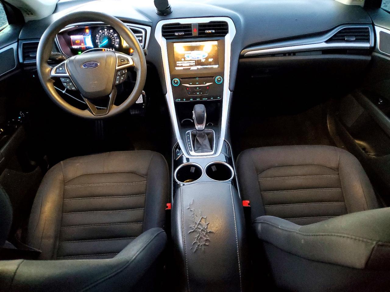 2013 FORD FUSION SE photo 8