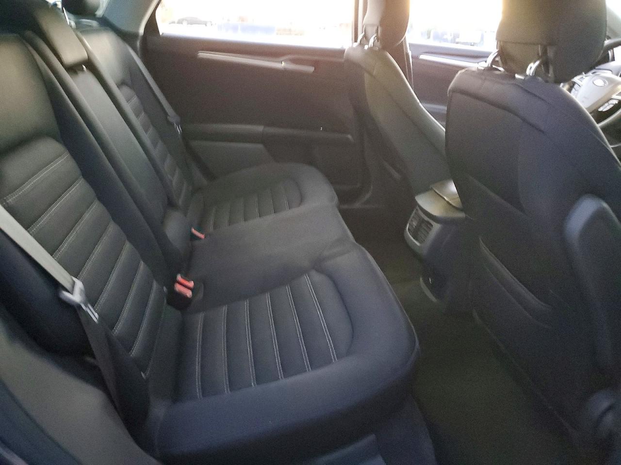 2013 FORD FUSION SE photo 10