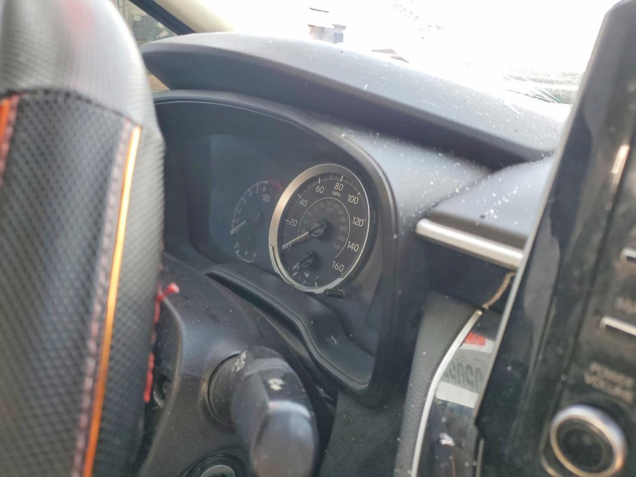 2021 TOYOTA COROLLA LE photo 9