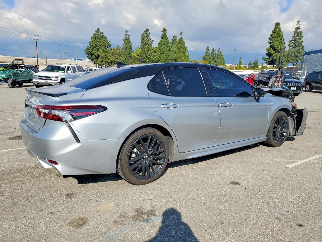 2021 TOYOTA CAMRY XSE photo 3