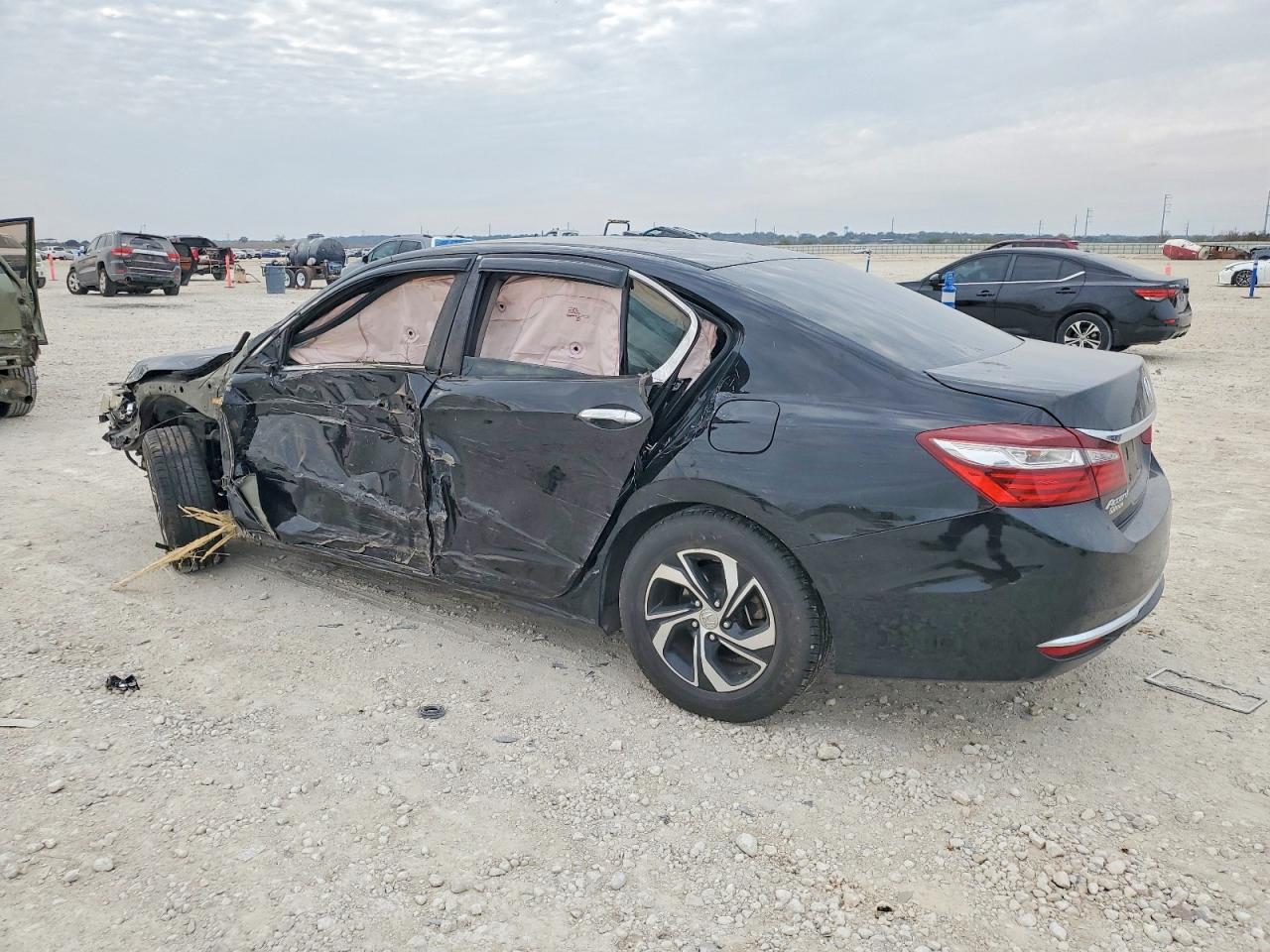 2017 HONDA ACCORD LX photo 2