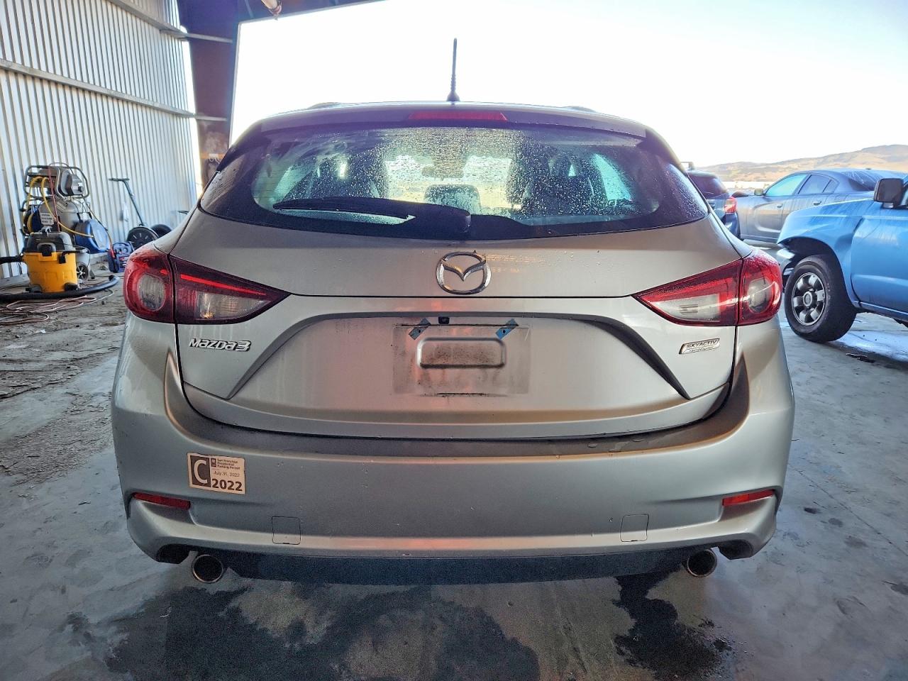 2017 MAZDA 3 TOURING photo 6