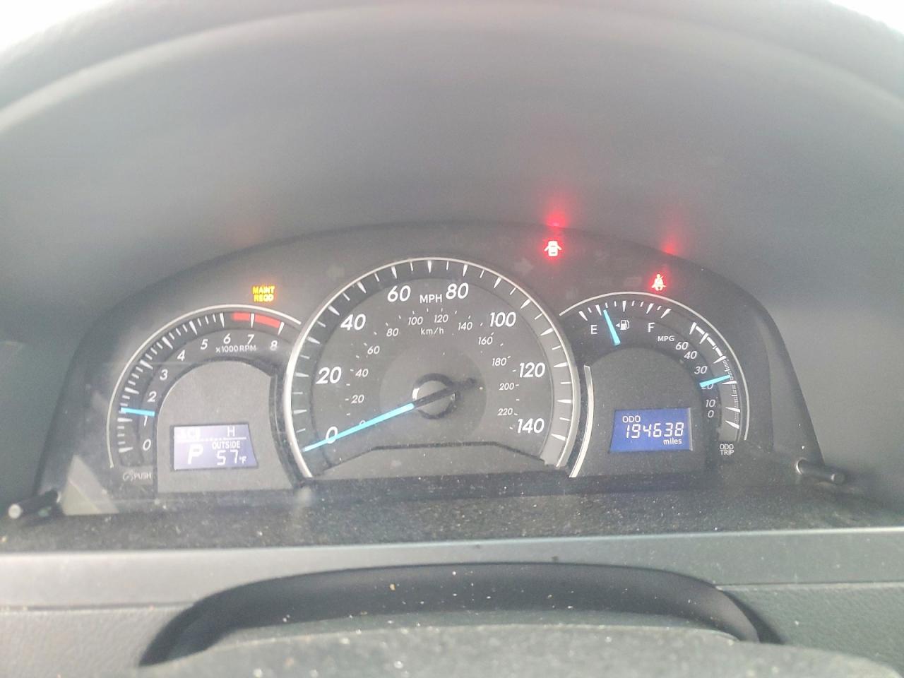 2012 TOYOTA CAMRY BASE photo 9