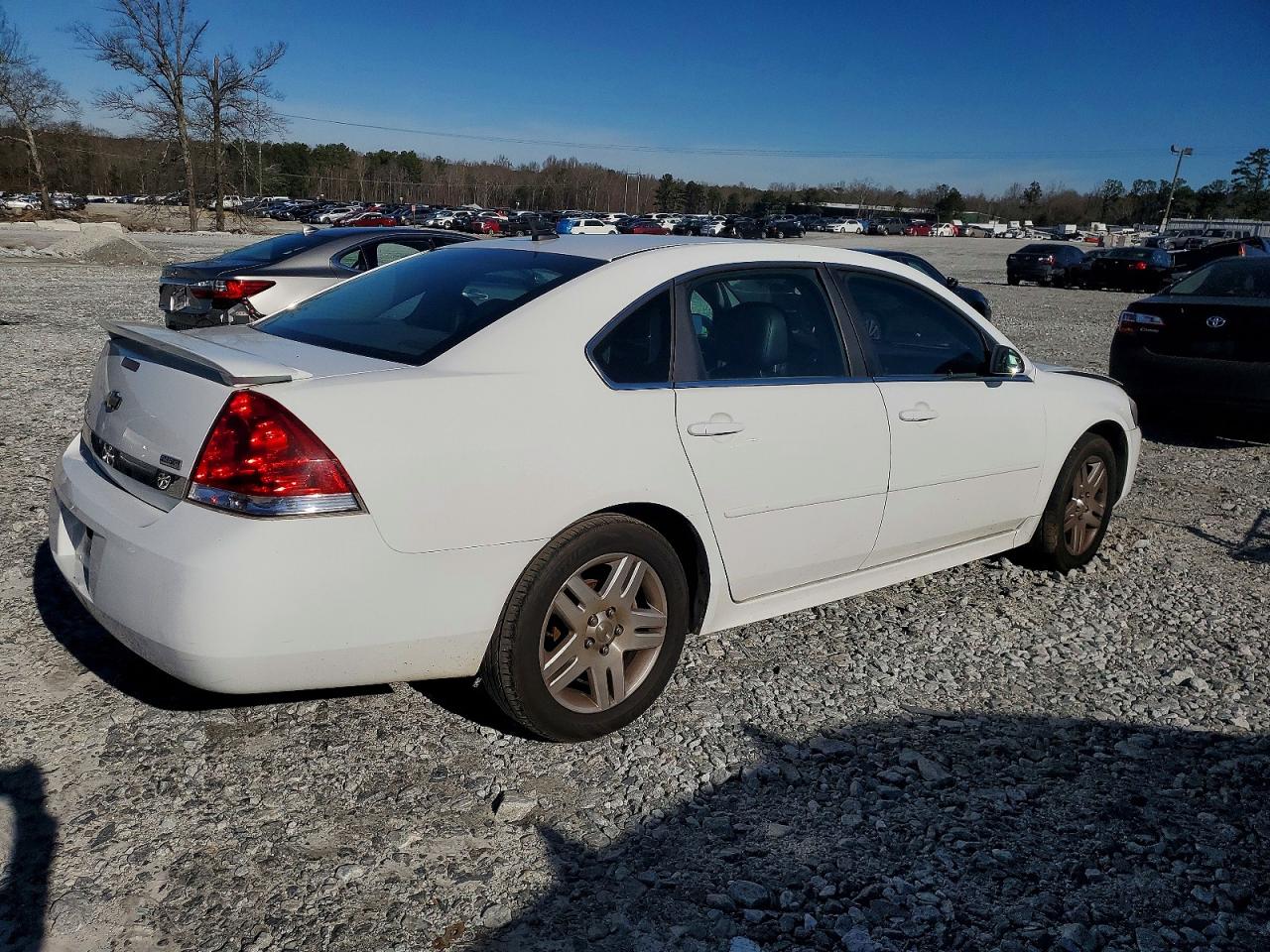 2011 CHEVROLET IMPALA LT photo 3