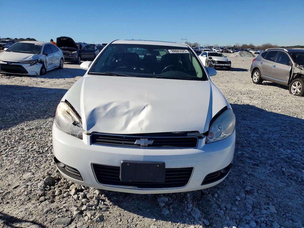 2011 CHEVROLET IMPALA LT photo 5