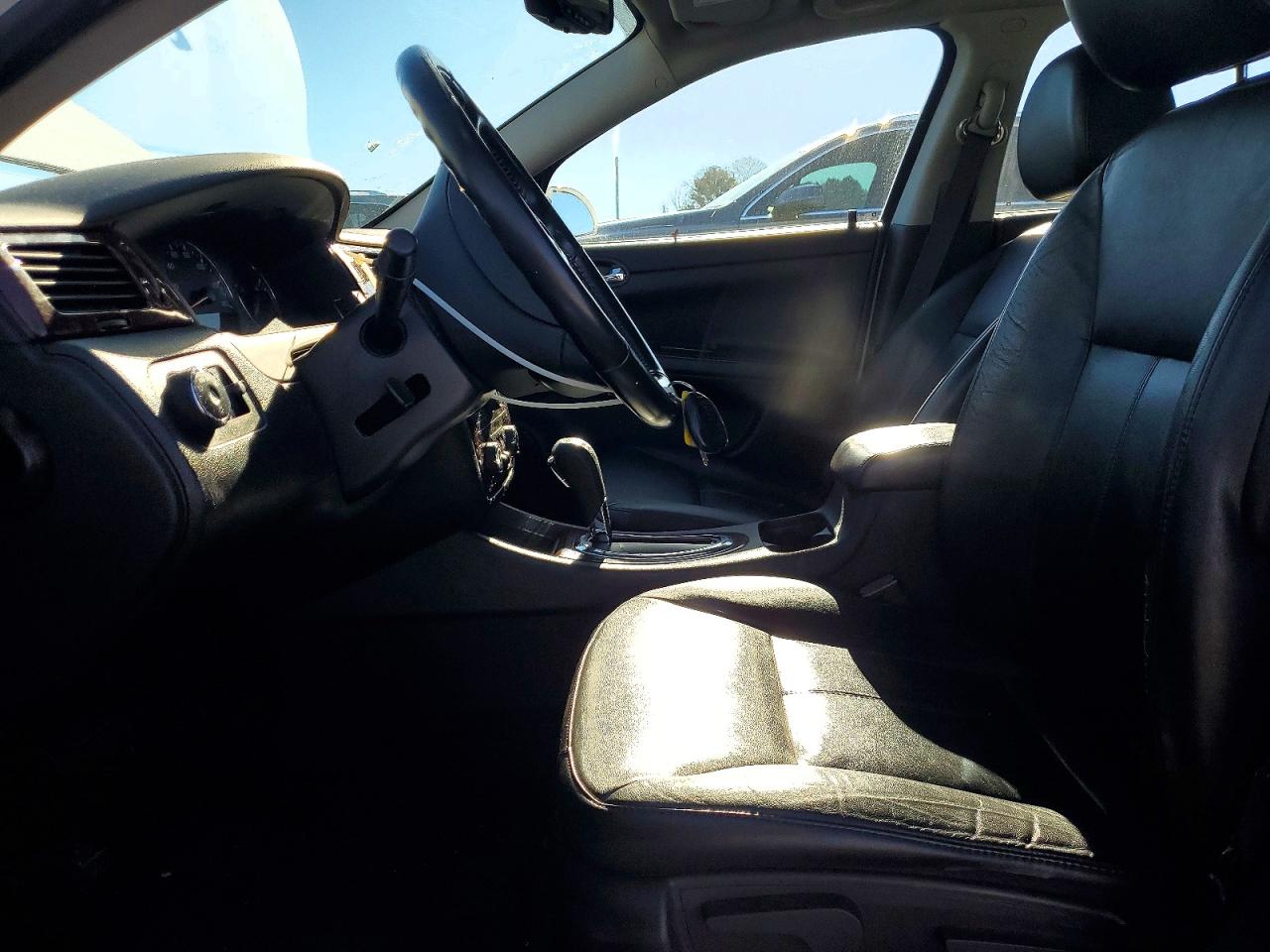 2011 CHEVROLET IMPALA LT photo 7