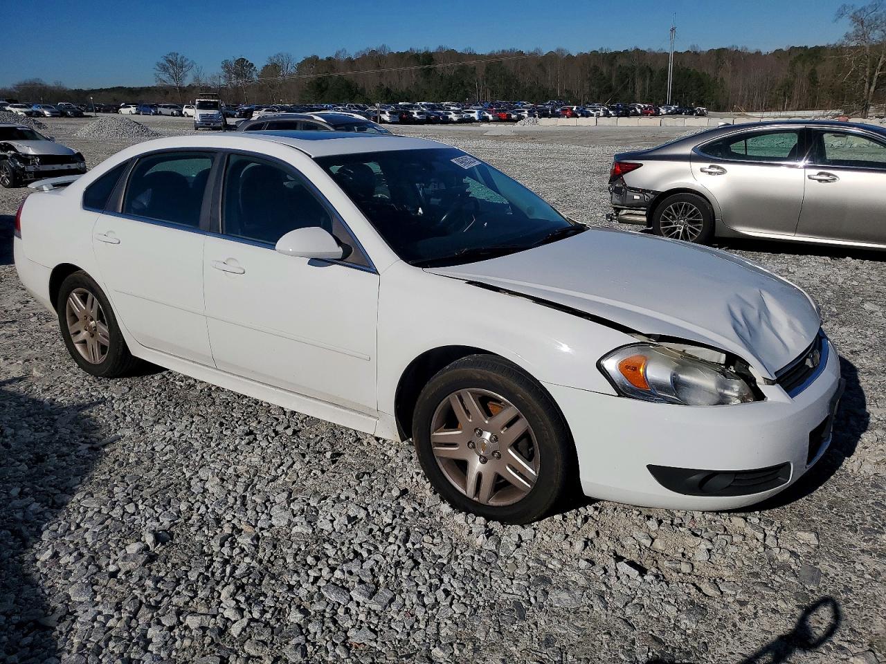 2011 CHEVROLET IMPALA LT photo 4