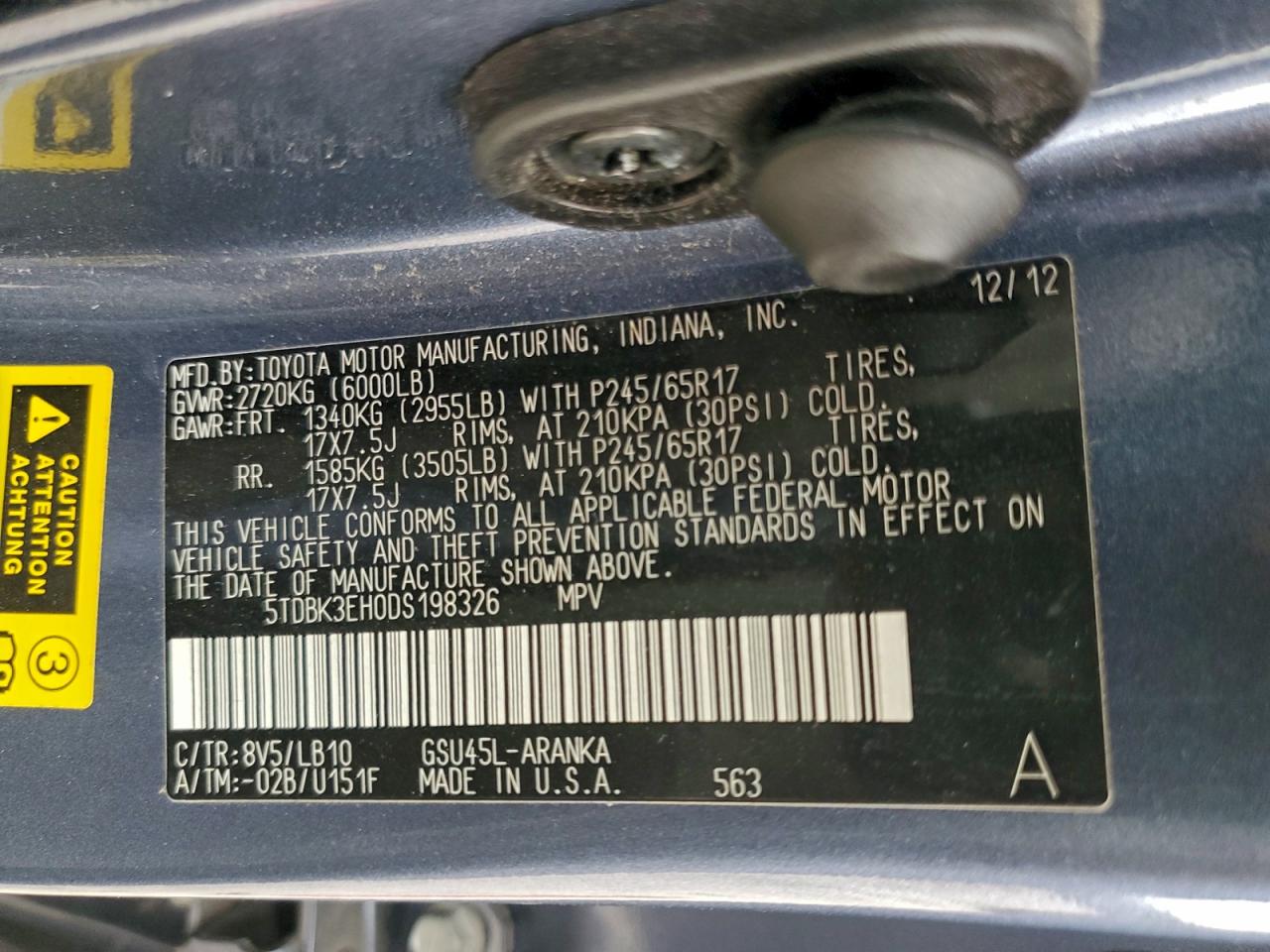2013 TOYOTA HIGHLANDER BASE photo 13