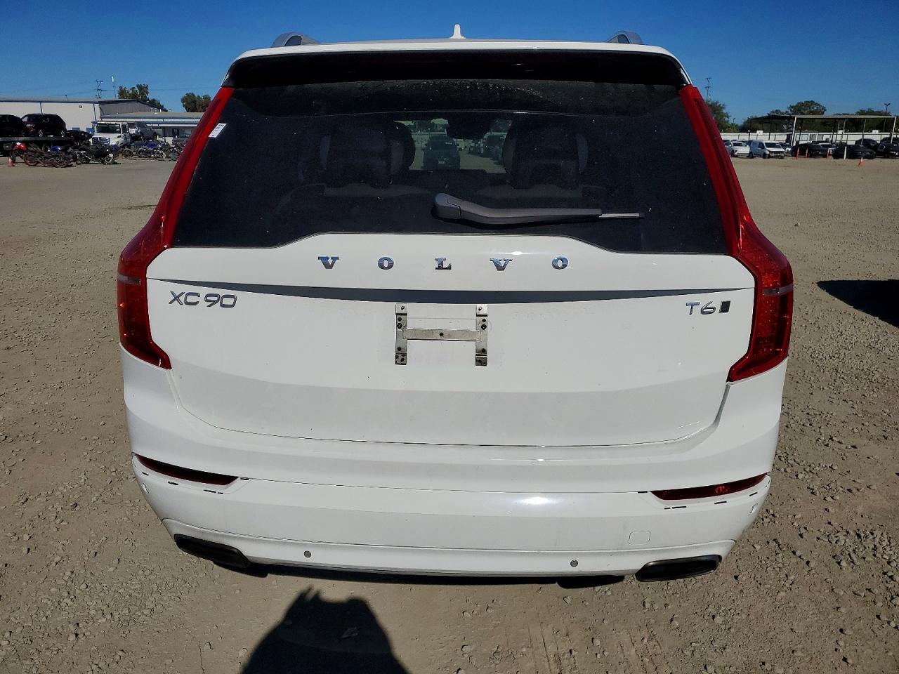 2017 VOLVO XC90 T6 photo 6