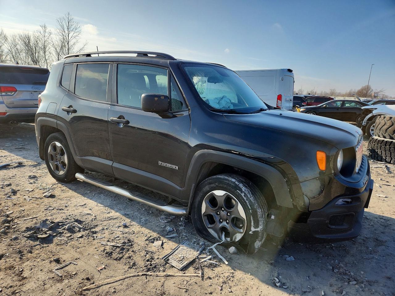 2017 JEEP RENEGADE SPORT photo 4