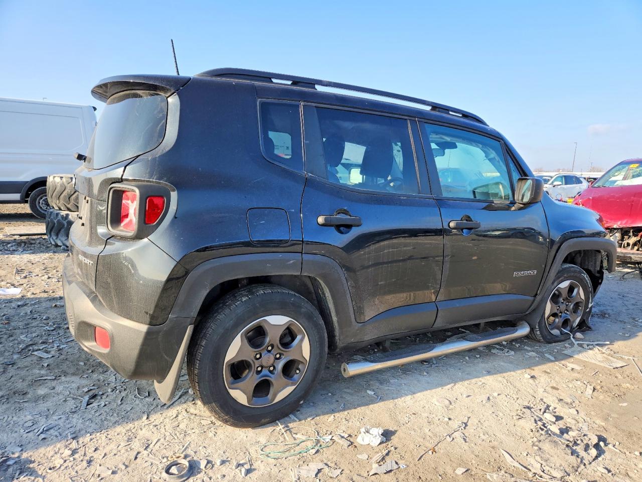 2017 JEEP RENEGADE SPORT photo 3
