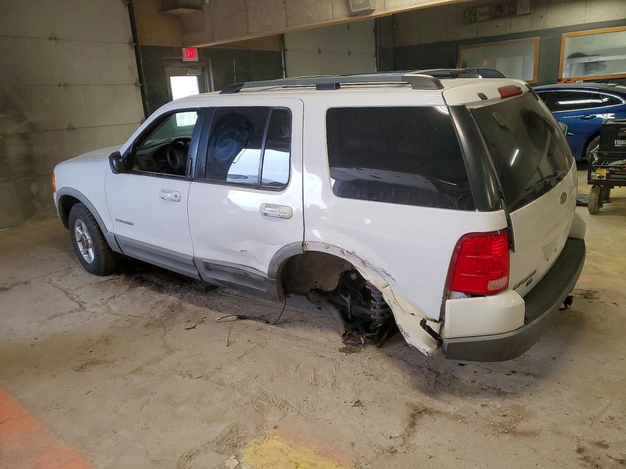 2002 FORD EXPLORER XLT photo 2
