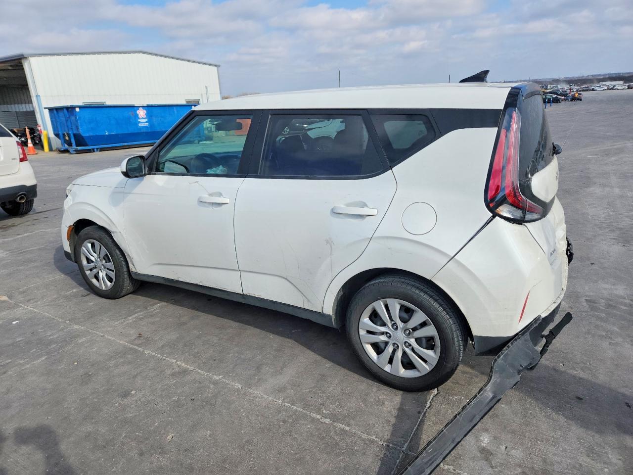 2024 KIA SOUL LX photo 2