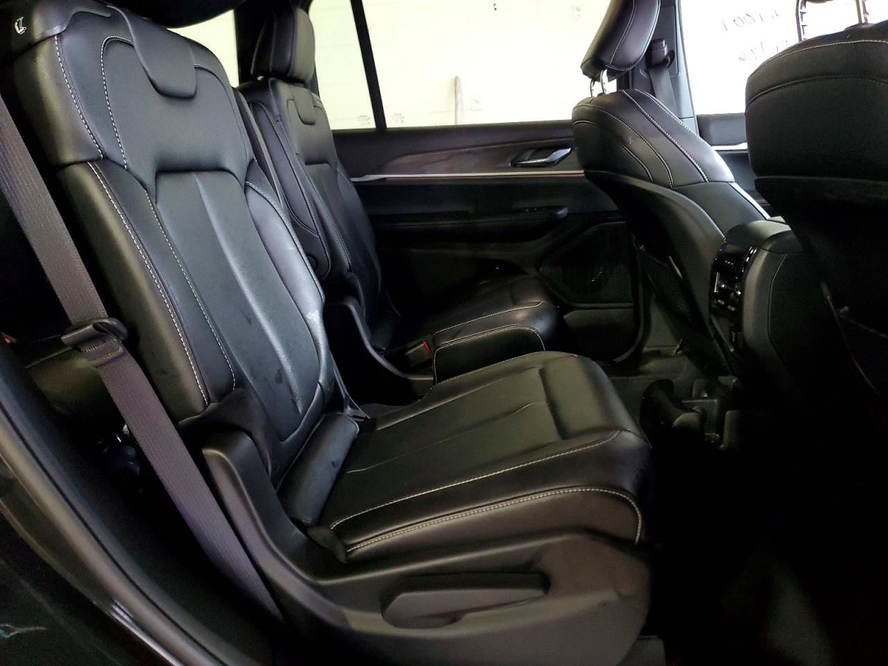 2024 JEEP GRAND CHEROKEE L LIMITED photo 21