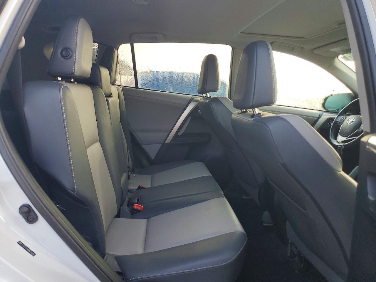 2013 TOYOTA RAV4 LIMITED photo 11