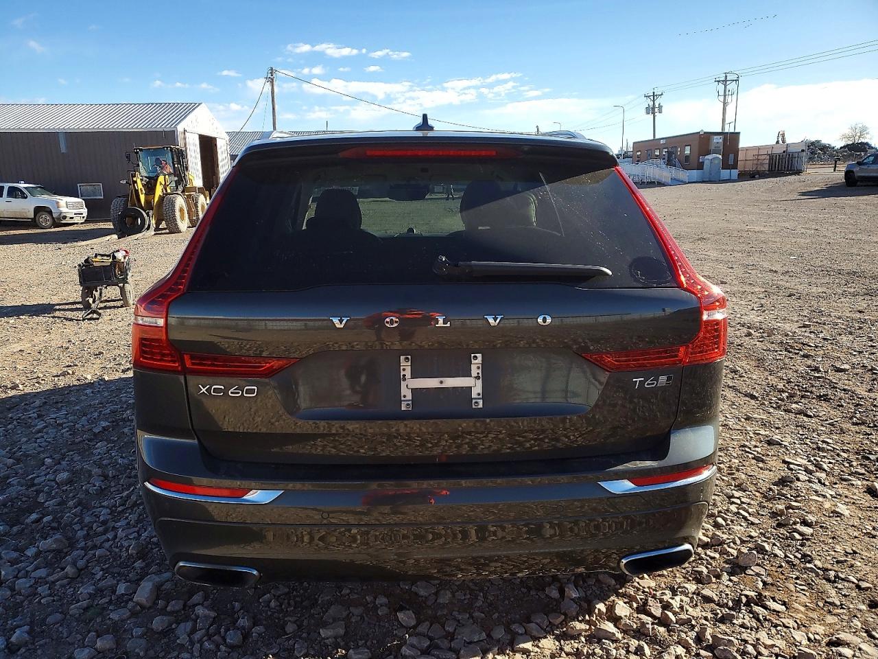 2019 VOLVO XC60 T6 INSCRIPTION photo 6
