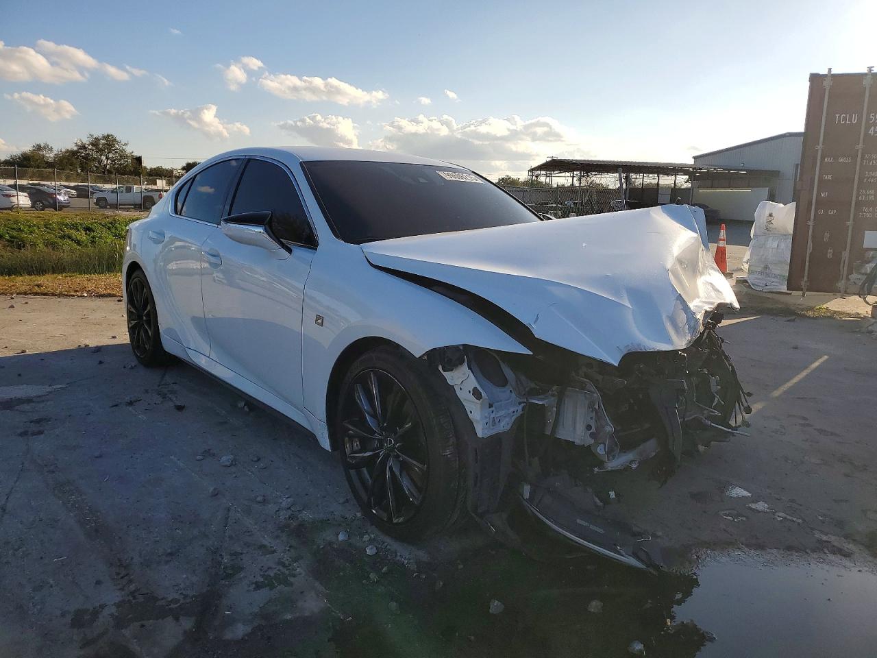 2021 LEXUS IS 350 F SPORT photo 4
