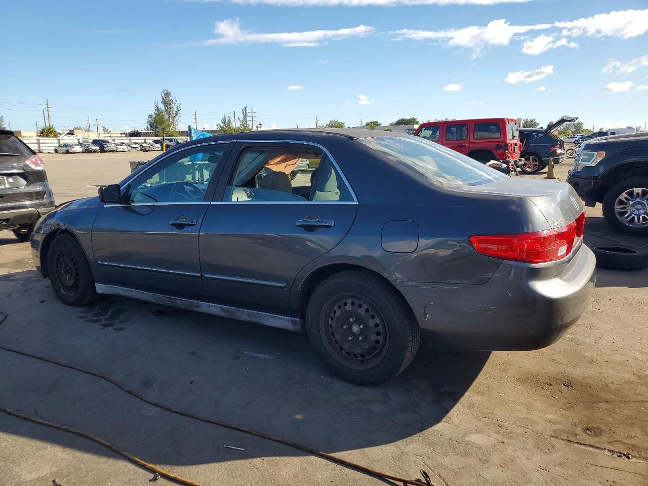 2005 HONDA ACCORD LX photo 2