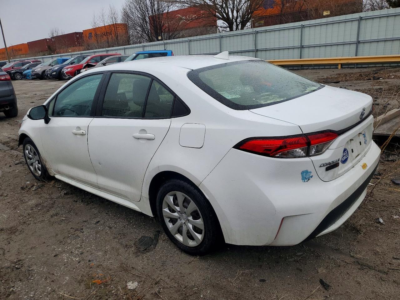 2020 TOYOTA COROLLA LE photo 2