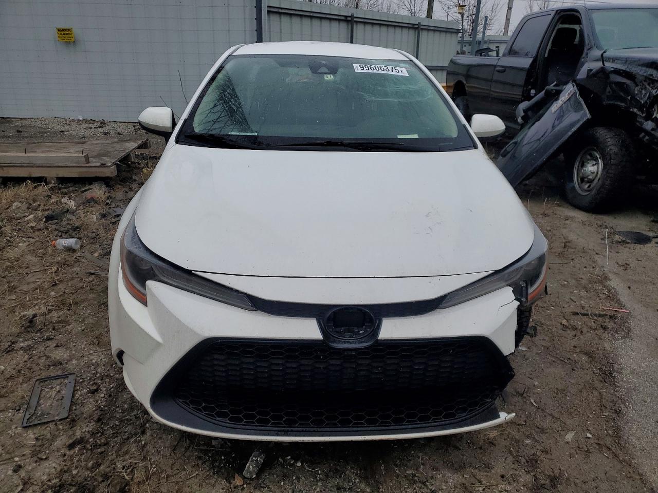 2020 TOYOTA COROLLA LE photo 5