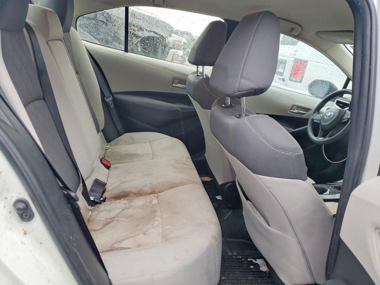 2020 TOYOTA COROLLA LE photo 10