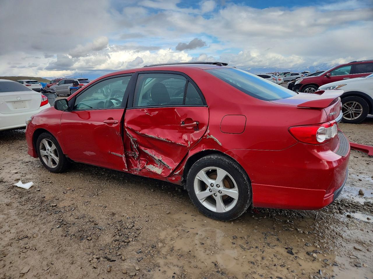 2011 TOYOTA COROLLA S photo 2