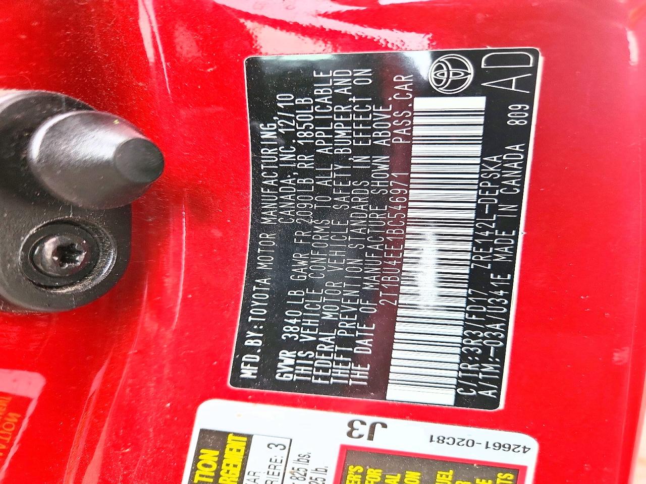 2011 TOYOTA COROLLA S photo 13