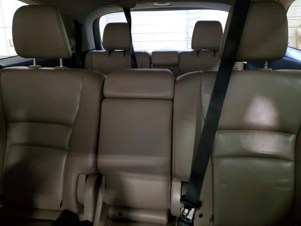2016 HONDA PILOT TOURING photo 10
