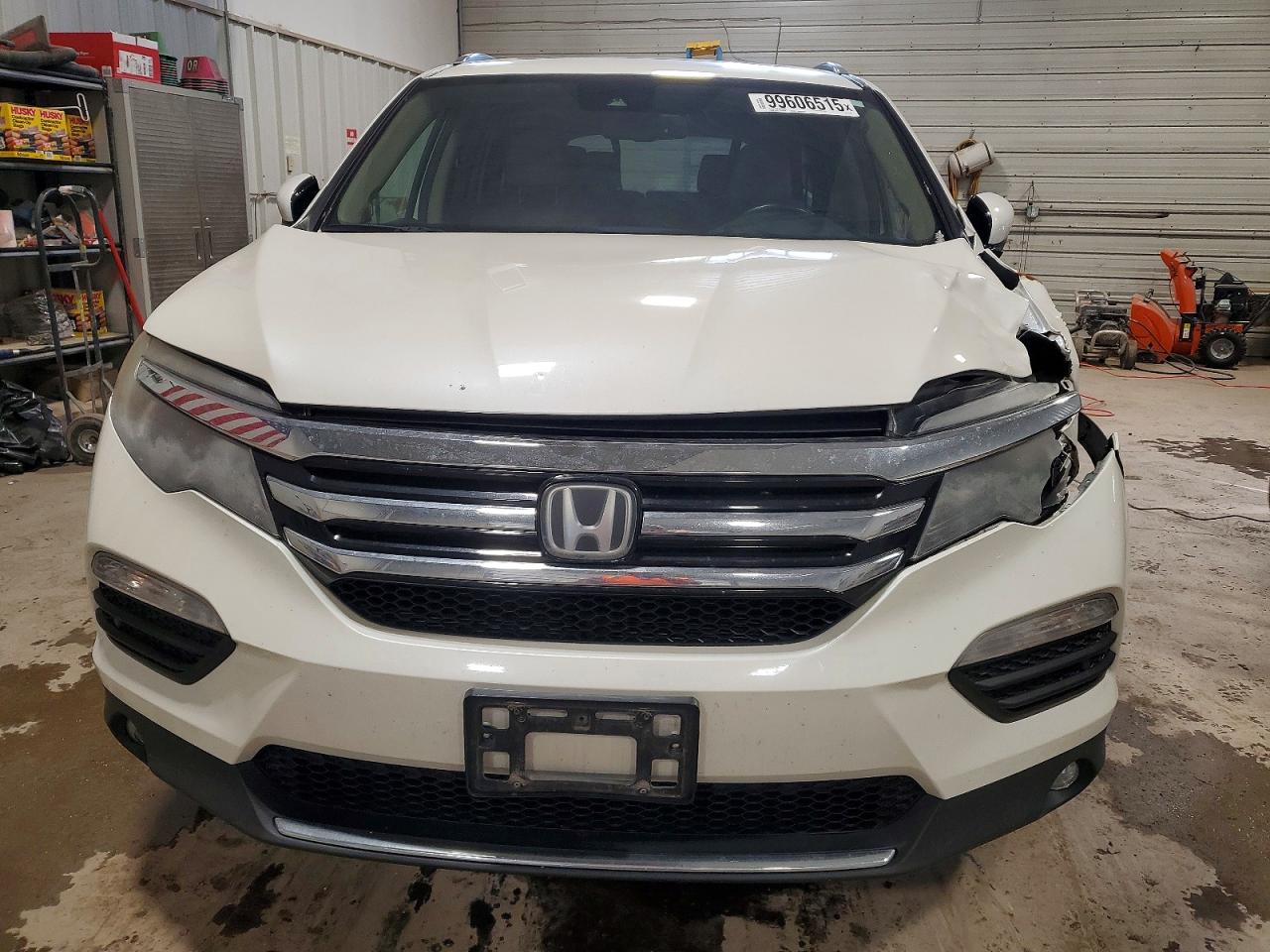 2016 HONDA PILOT TOURING photo 5