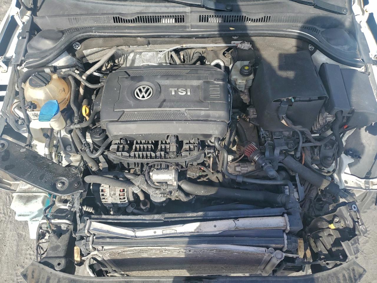 2017 VOLKSWAGEN JETTA GLI photo 11