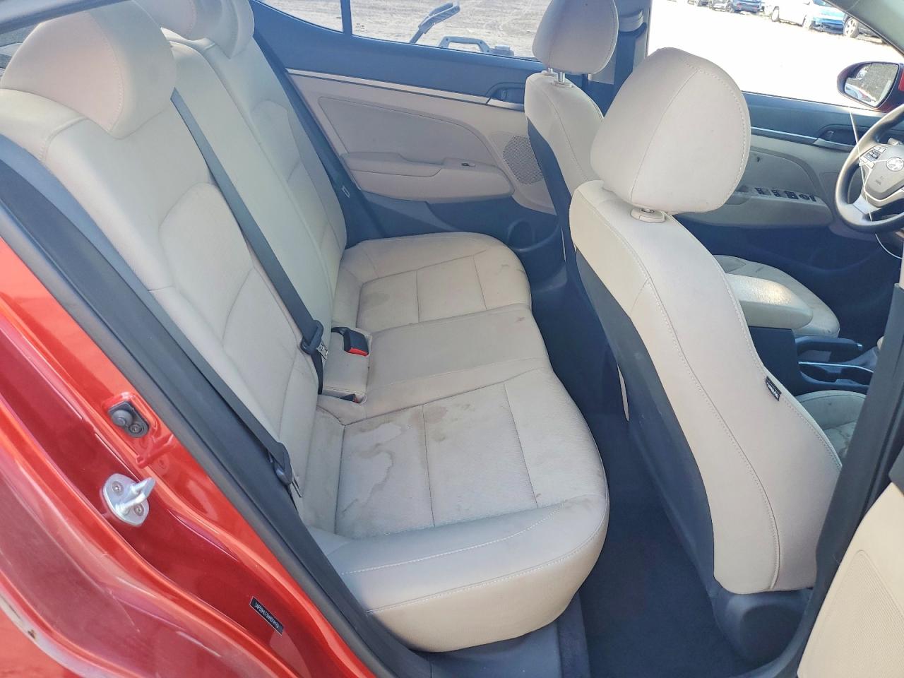 2017 HYUNDAI ELANTRA SE photo 10