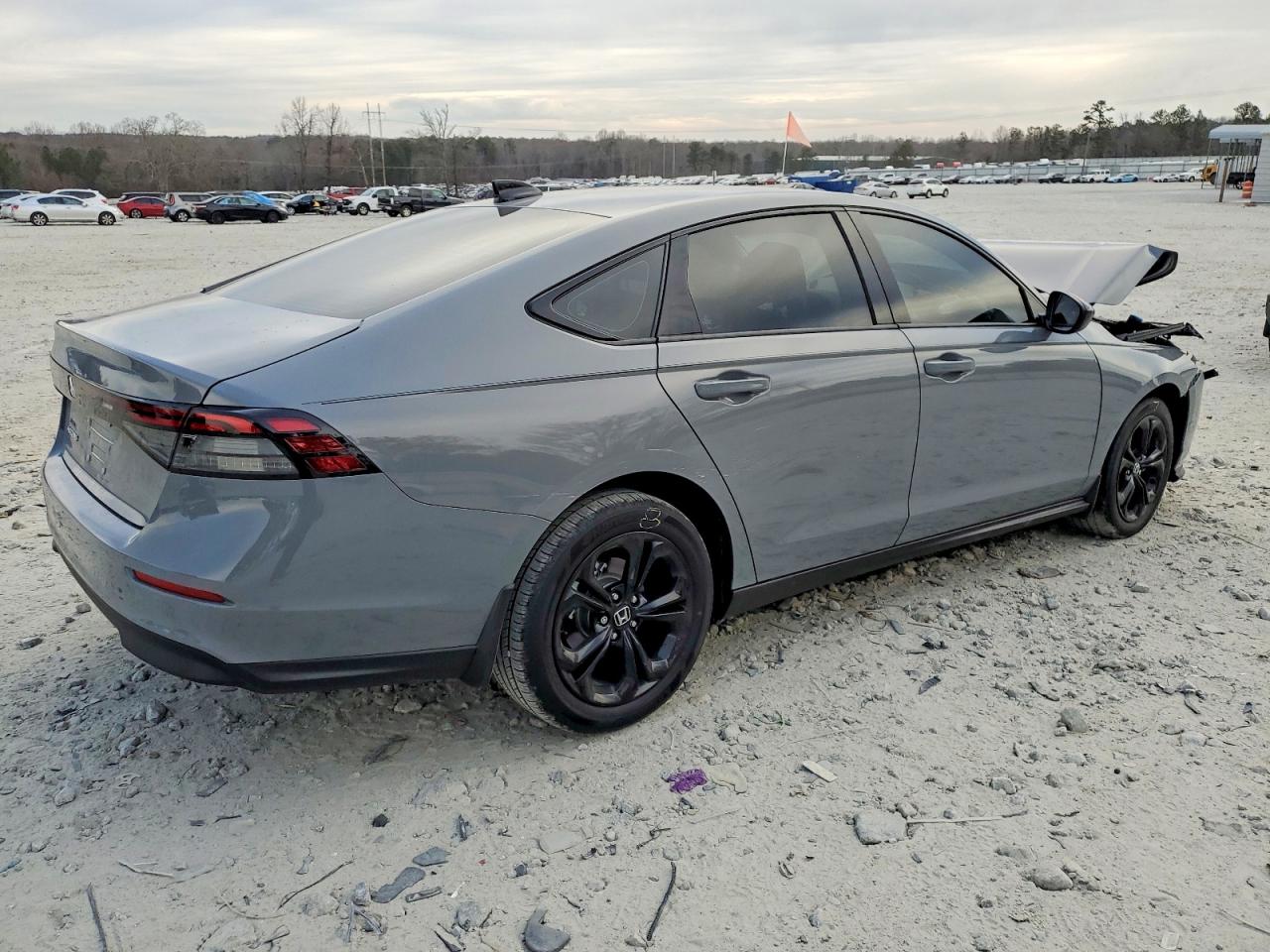 2025 HONDA ACCORD SE photo 3