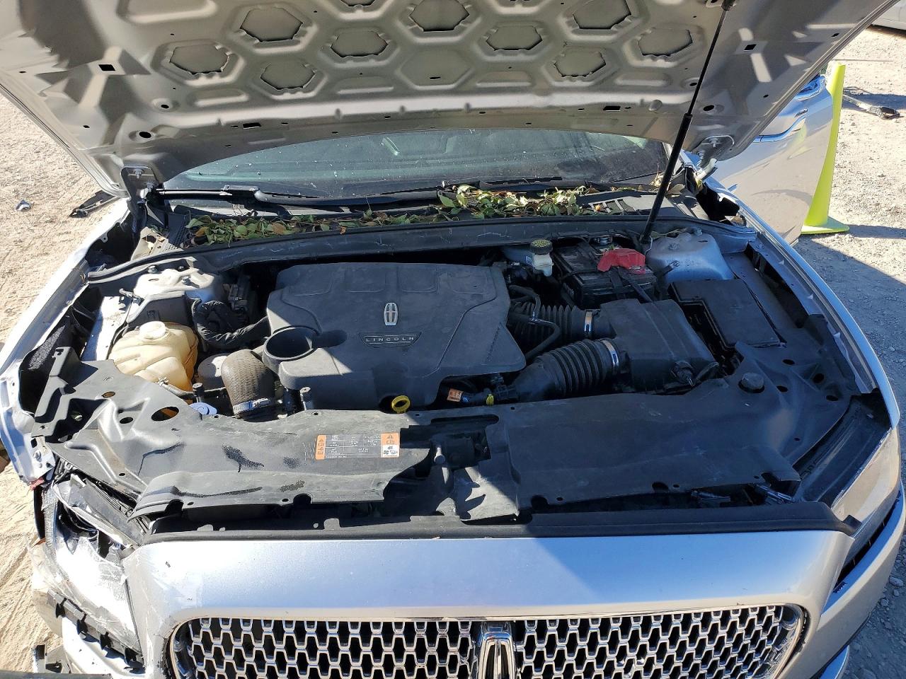 2017 LINCOLN CONTINENTAL RESERVE photo 11