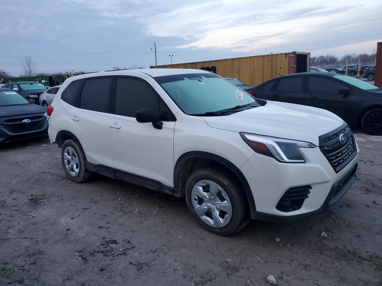 2022 SUBARU FORESTER photo 4