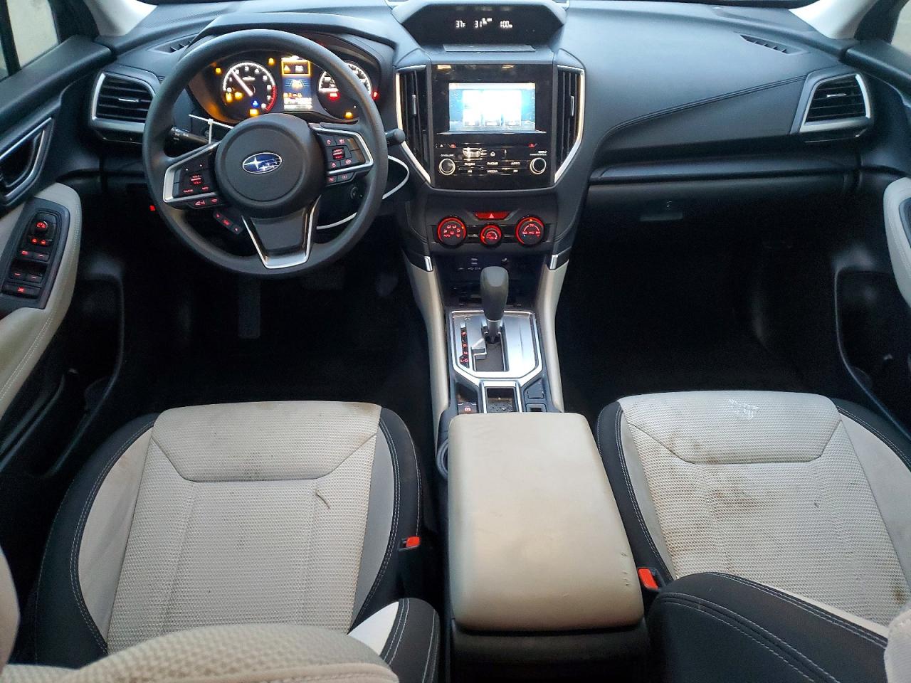 2022 SUBARU FORESTER photo 8
