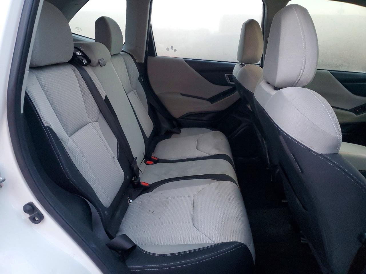 2022 SUBARU FORESTER photo 10