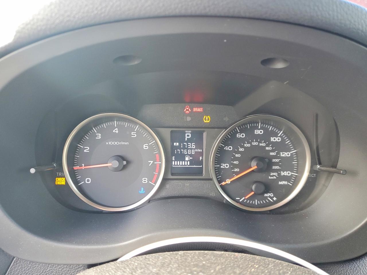 2016 SUBARU IMPREZA photo 9