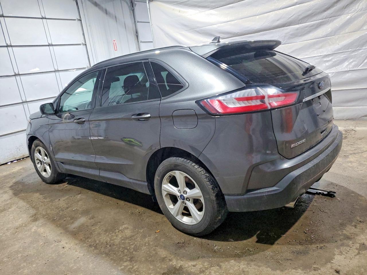 2020 FORD EDGE SE photo 5