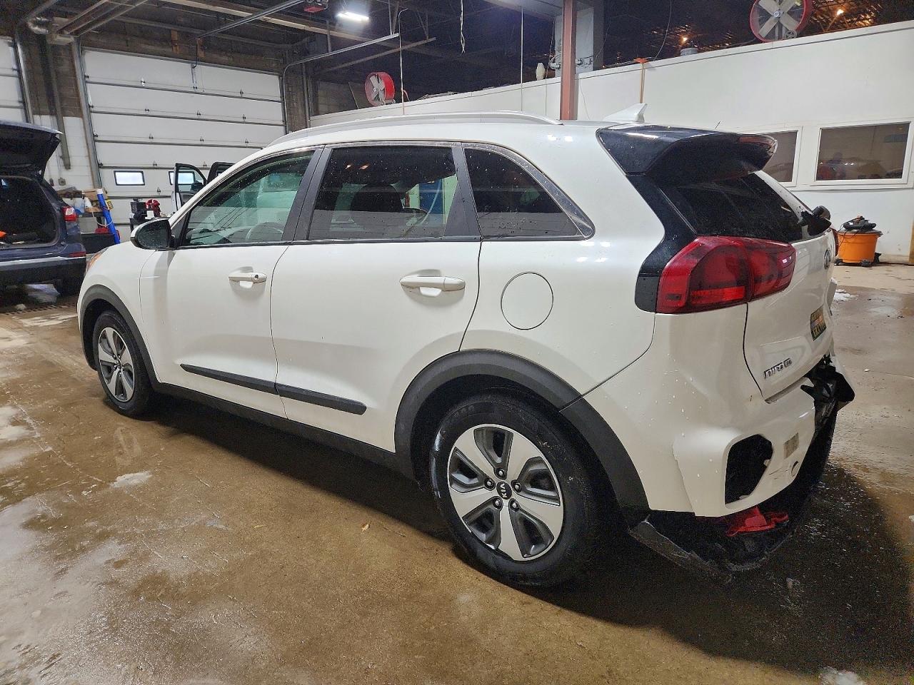2020 KIA NIRO LX photo 3