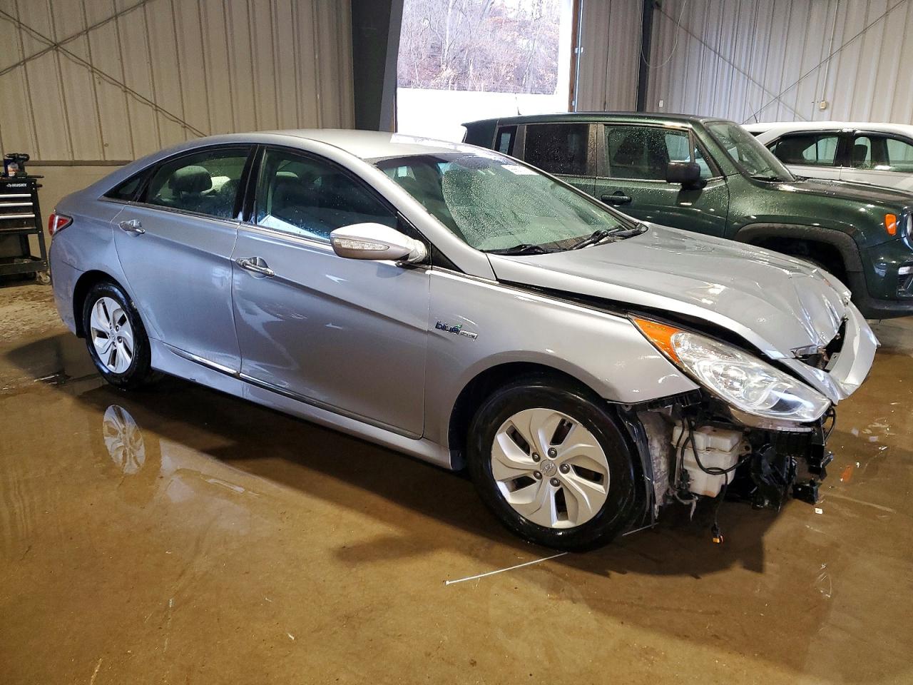 2014 HYUNDAI SONATA HYBRID photo 4