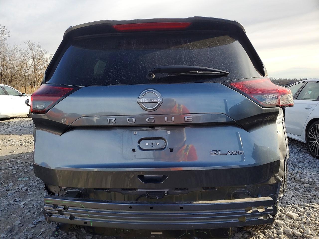 2025 NISSAN ROGUE SL photo 6