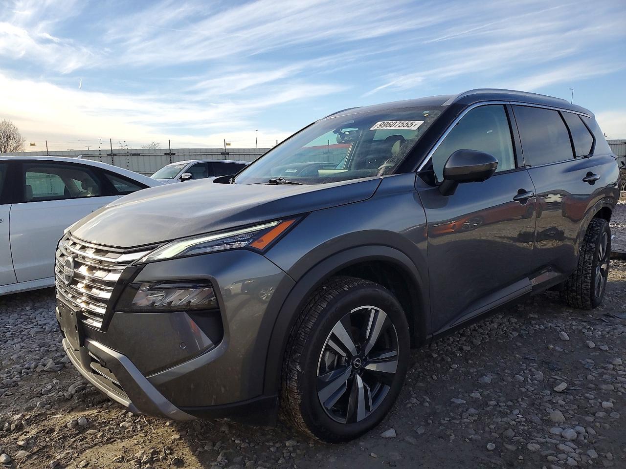 2025 NISSAN ROGUE