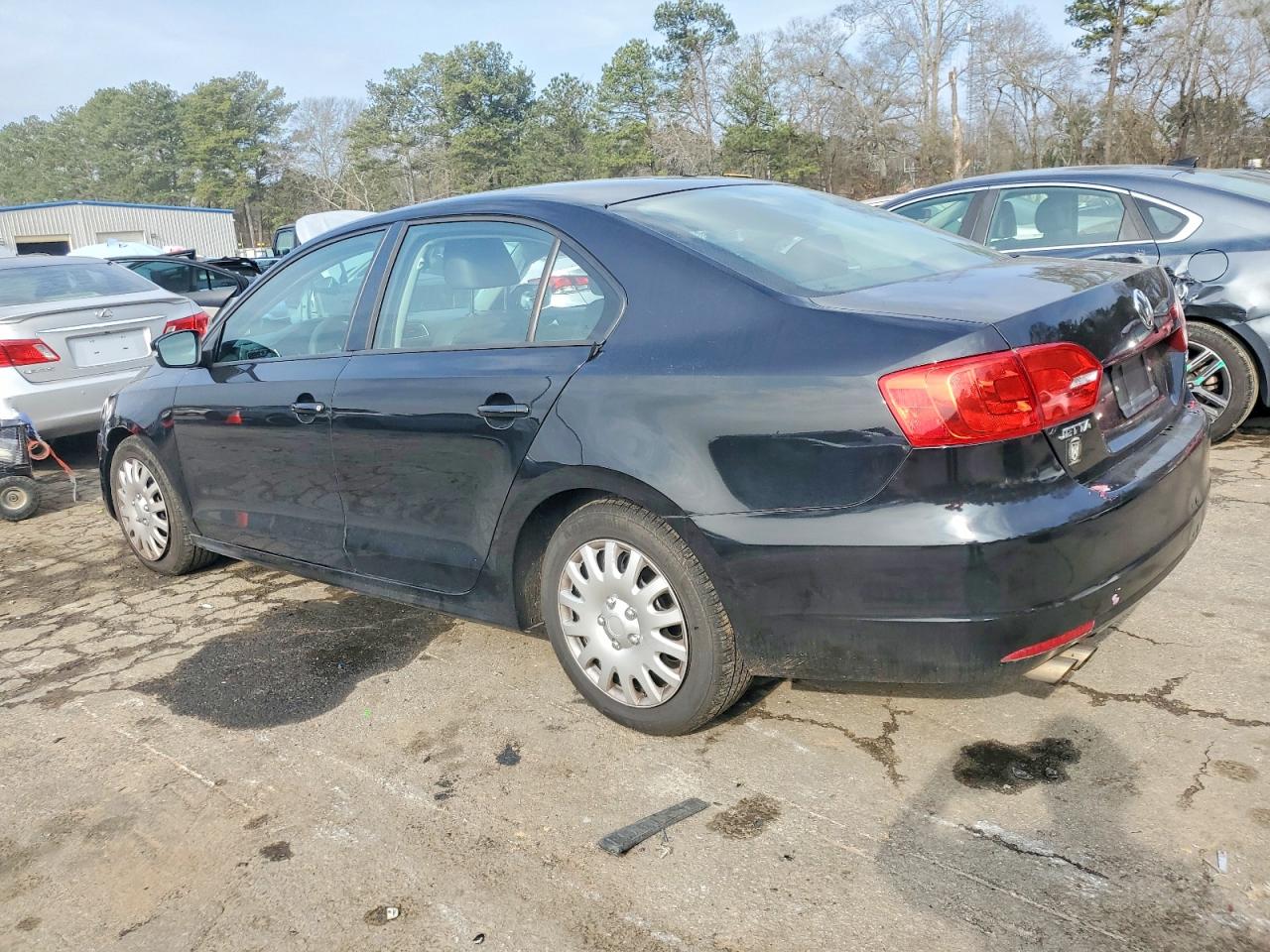 2012 VOLKSWAGEN JETTA SE photo 2