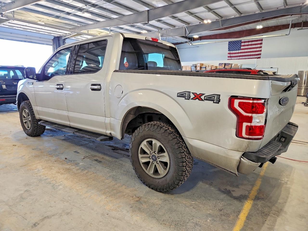 2018 FORD F150 SUPERCREW photo 2