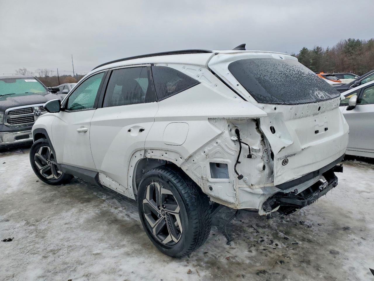 2022 HYUNDAI TUCSON SEL photo 2