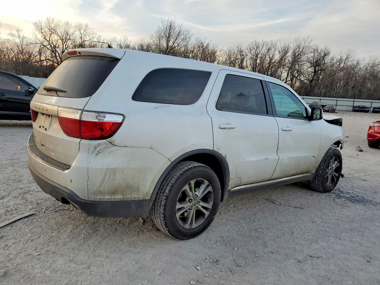 2013 DODGE DURANGO SXT photo 3