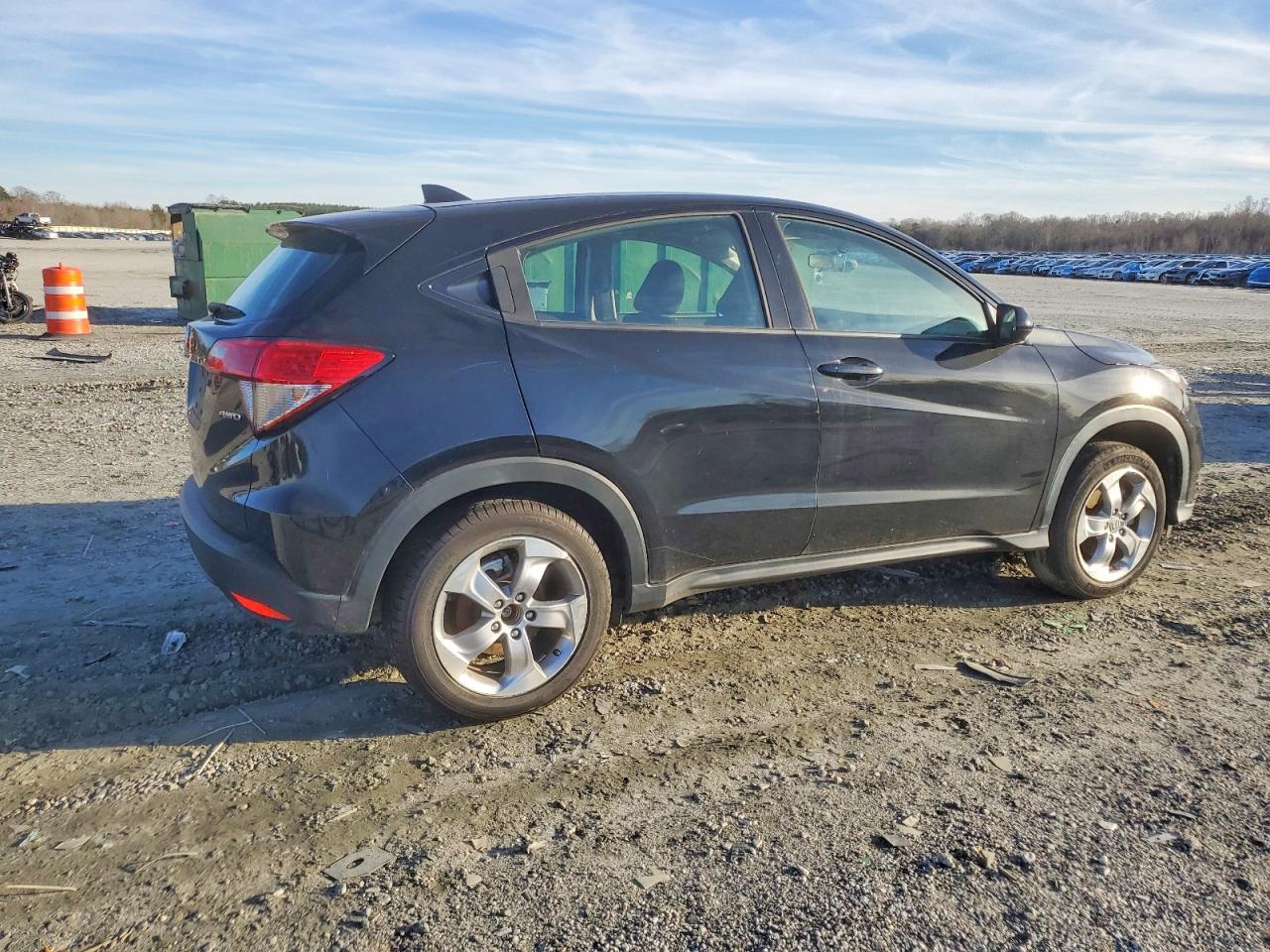 2021 HONDA HR-V LX photo 3